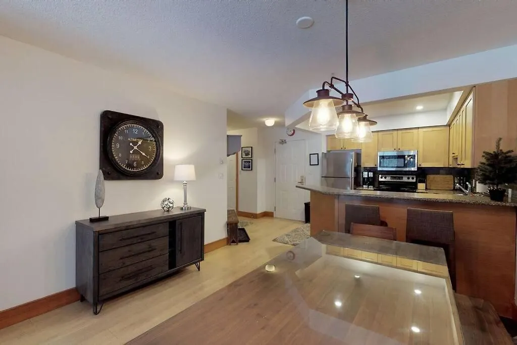Powderhorn By Whistler Blackcomb Vacation Rentals Apartment