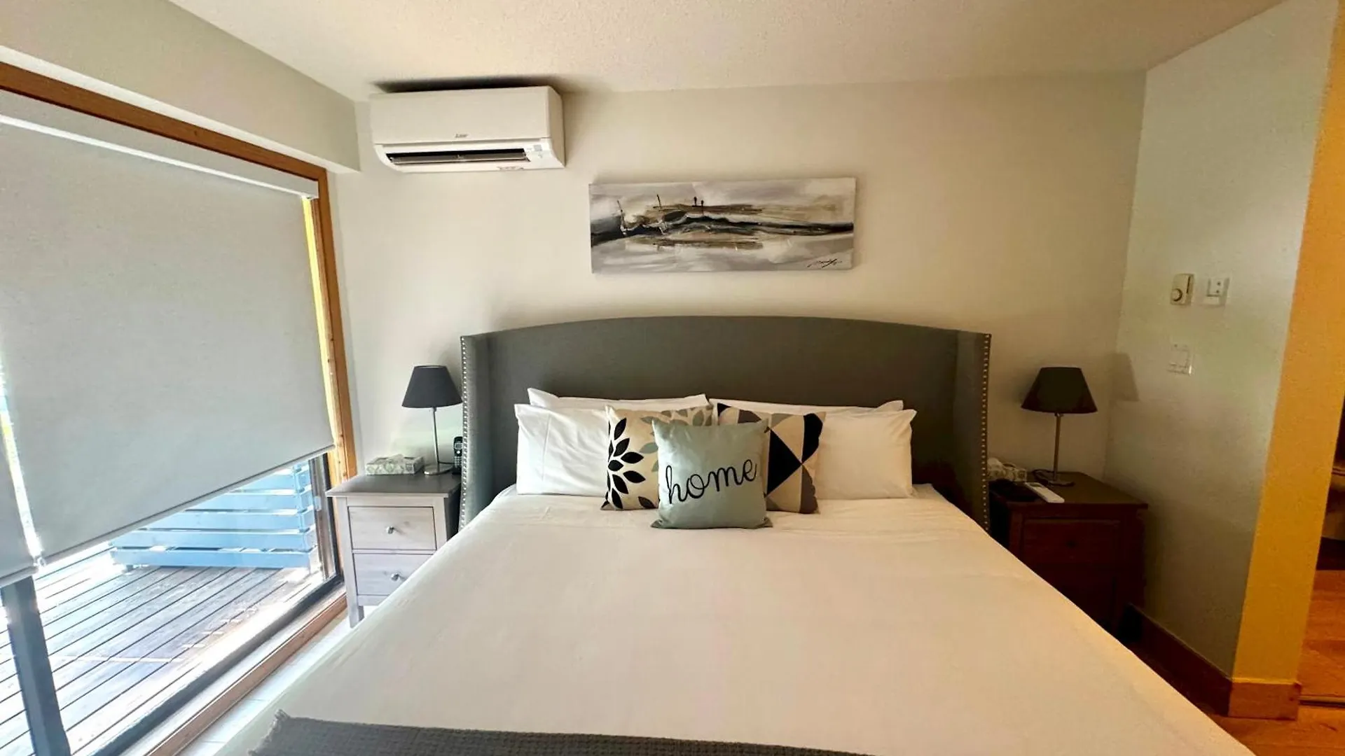 Apartment Powderhorn By Whistler Blackcomb Vacation Rentals