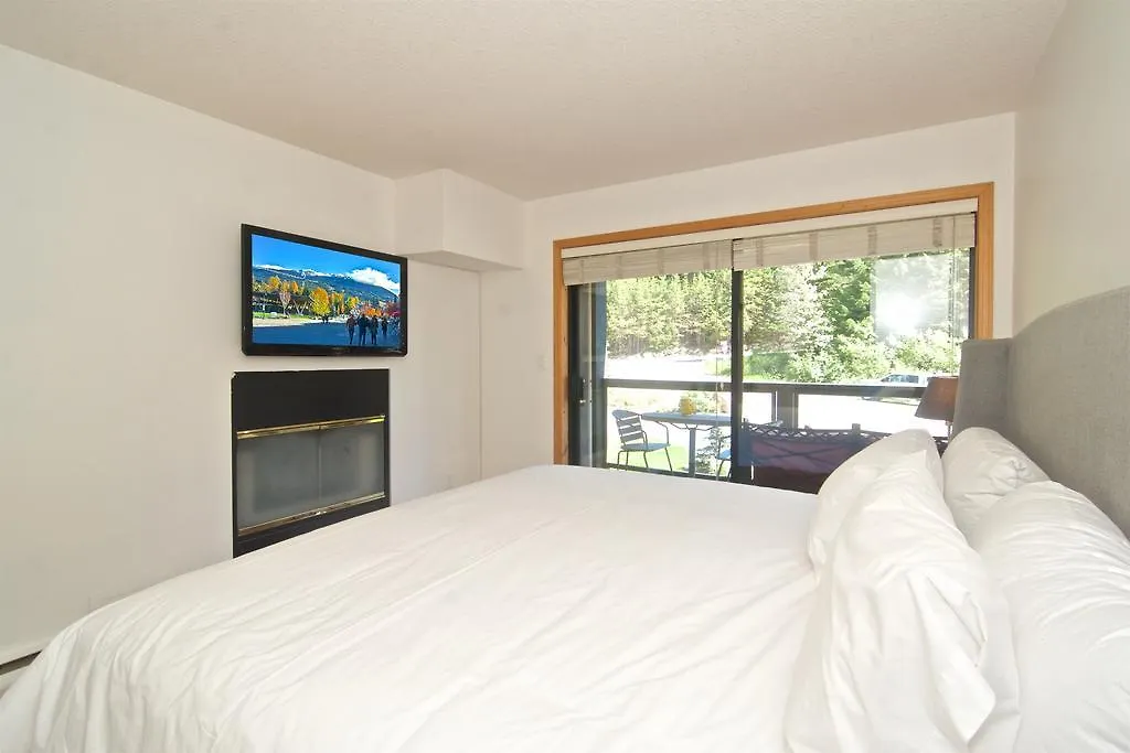 Powderhorn By Whistler Blackcomb Vacation Rentals Canada