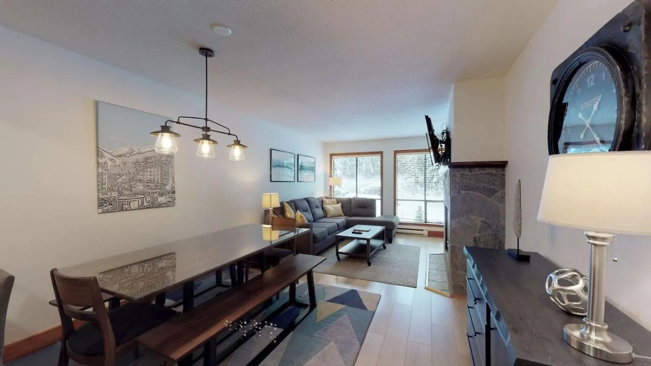 Powderhorn By Whistler Blackcomb Vacation Rentals Canada